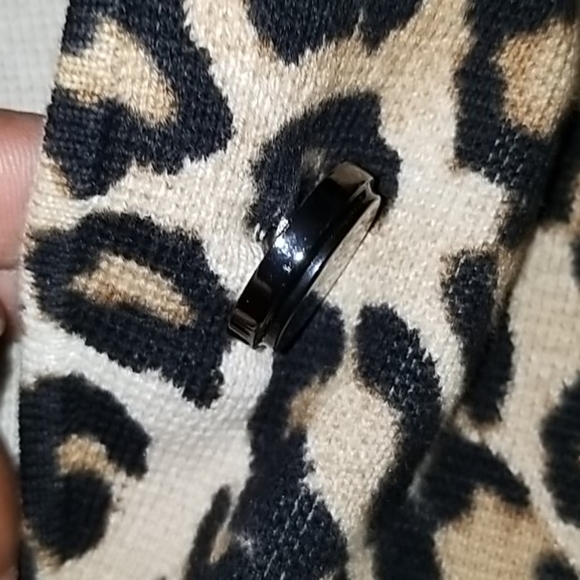 𝅺Chico's leopard jacket - Picture 6 of 7